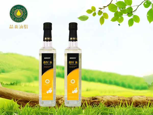 冷榨食用杏仁油